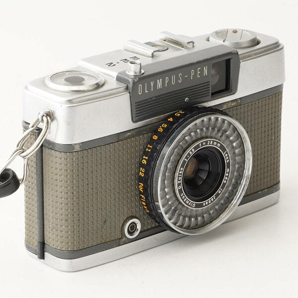 Japanese Vintage Camera | Olympus PEN EE2 / D.Zuiko 28mm F3.5