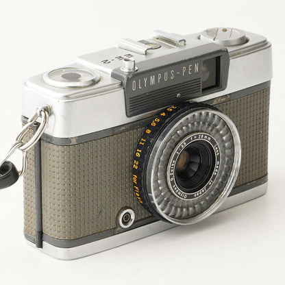 Japanese Vintage Camera | Olympus PEN EE2 / D.Zuiko 28mm F3.5