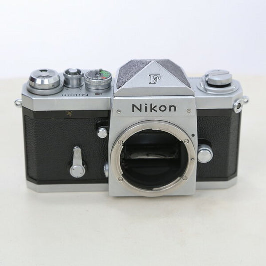Japanese Vintage Camera | [Used] (Nikon) Nikon F Eye Level (Medium) Silver [Used Camera Film Camera] Rank: B