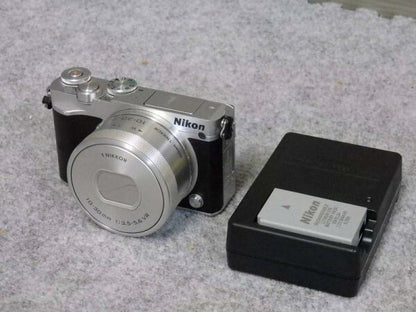 Japanese Vintage Camera | [Used] Nikon mirrorless single-lens Nikon1 J5 standard power zoom lens kit silver J5HPLKSL