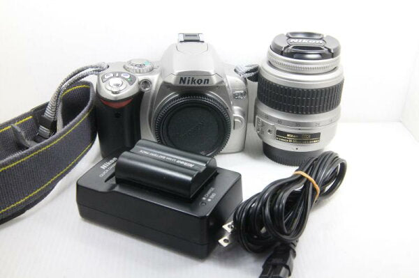 Japanese Vintage Camera | [Used] Nikon digital SLR camera D40 lens kit silver D40SLK