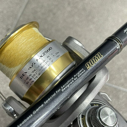 Japanese Vintage Fishing Reel | Fishing rod and reel set SEABASS HUNTER 90ML DAIWA REVROS MX2500 Fishing gear Seabass Hunter REVROS Black [Used]/516433