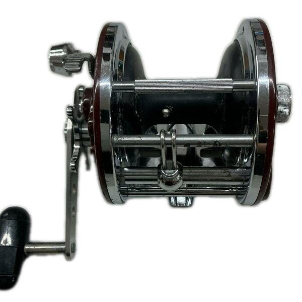 Japanese Vintage Fishing Reel | [With defects] DAIWA Dynamic ST-60 Red [Used]