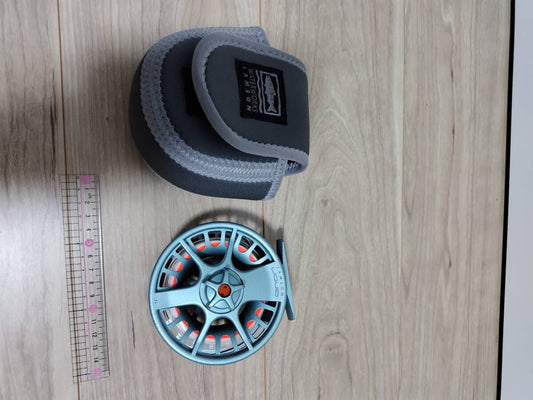LAMSON　LIQUID　-7+　ラムソン　リキッド　フライリール
