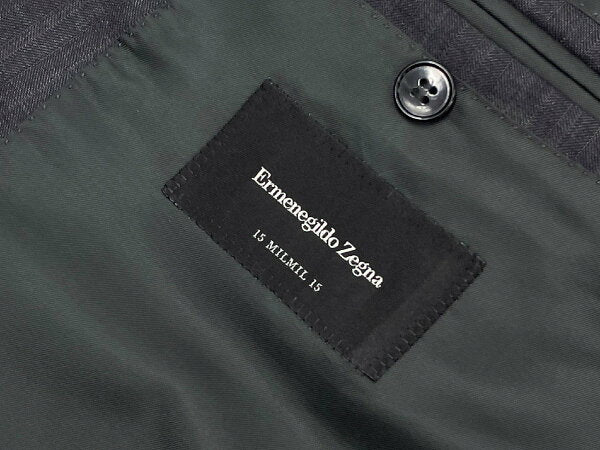 Vintage Zegna Double Breasted Suit Japan | Good condition [Ermenegildo Zegna] 2172RG 15MILMIL15 Double 6 button suit (men's) 50C gray striped pattern ◎35MSB0872◎ [Used]