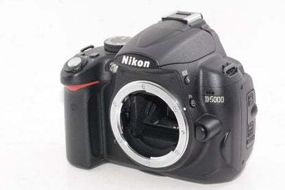 Japanese Vintage Camera | [Used] [Appearance average quality] Nikon D5000 lens kit
