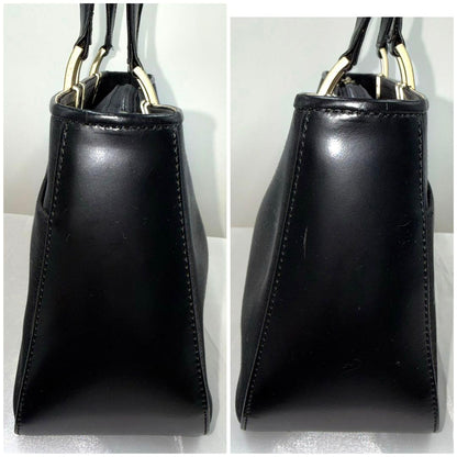✨Good condition✨NINA RICCI 3-layer handbag black