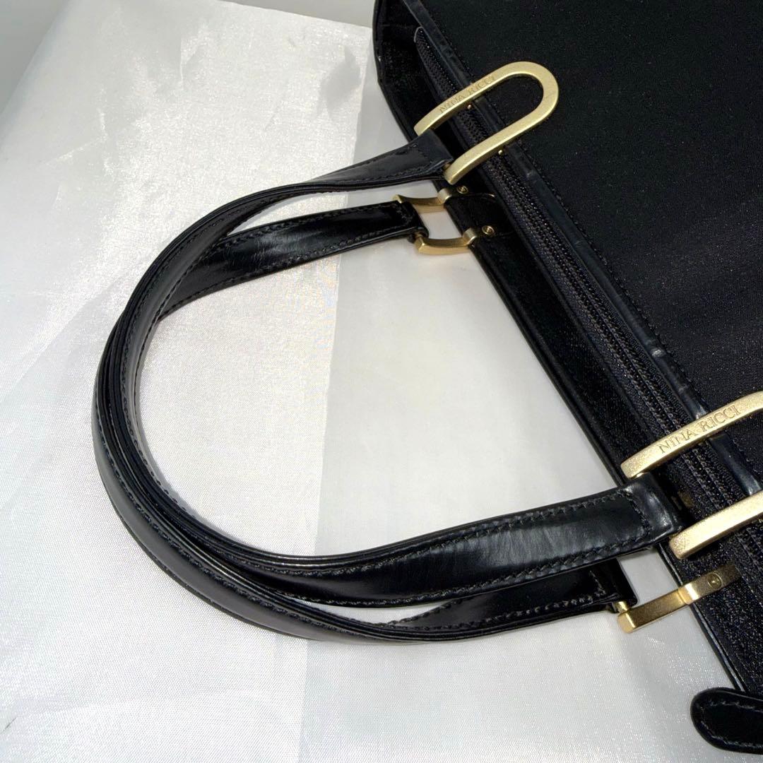 ✨Good condition✨NINA RICCI 3-layer handbag black