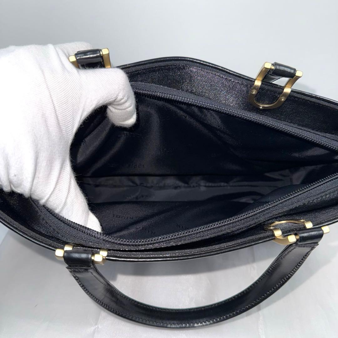 ✨Good condition✨NINA RICCI 3-layer handbag black