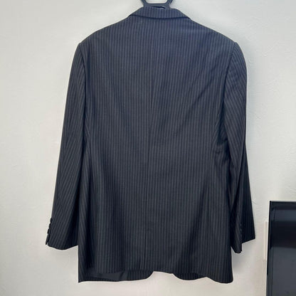 Men's striped business suit setup