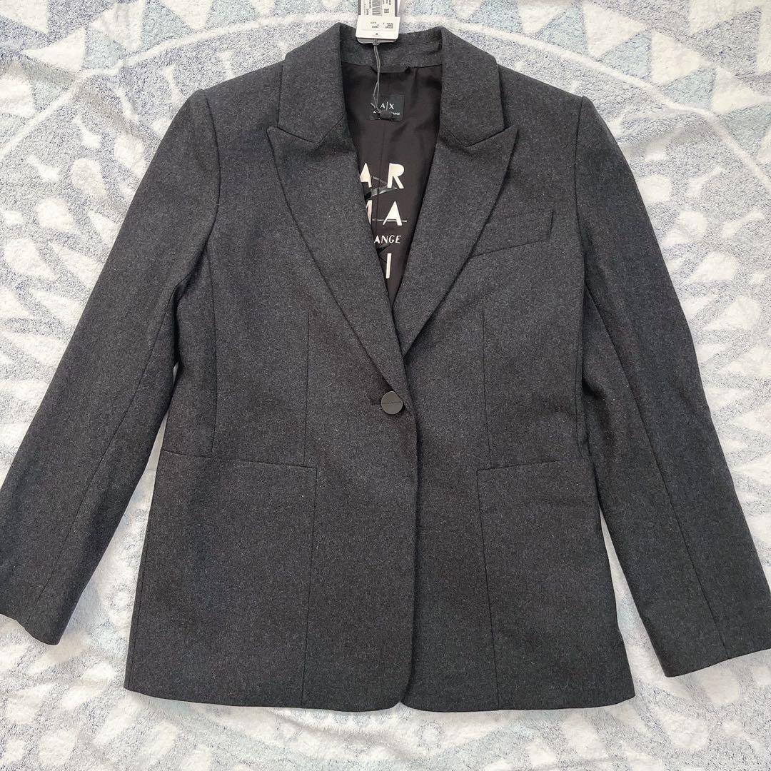 New with tags A|X Armani Exchange Jacket Ladies Regular price 50,000 yen