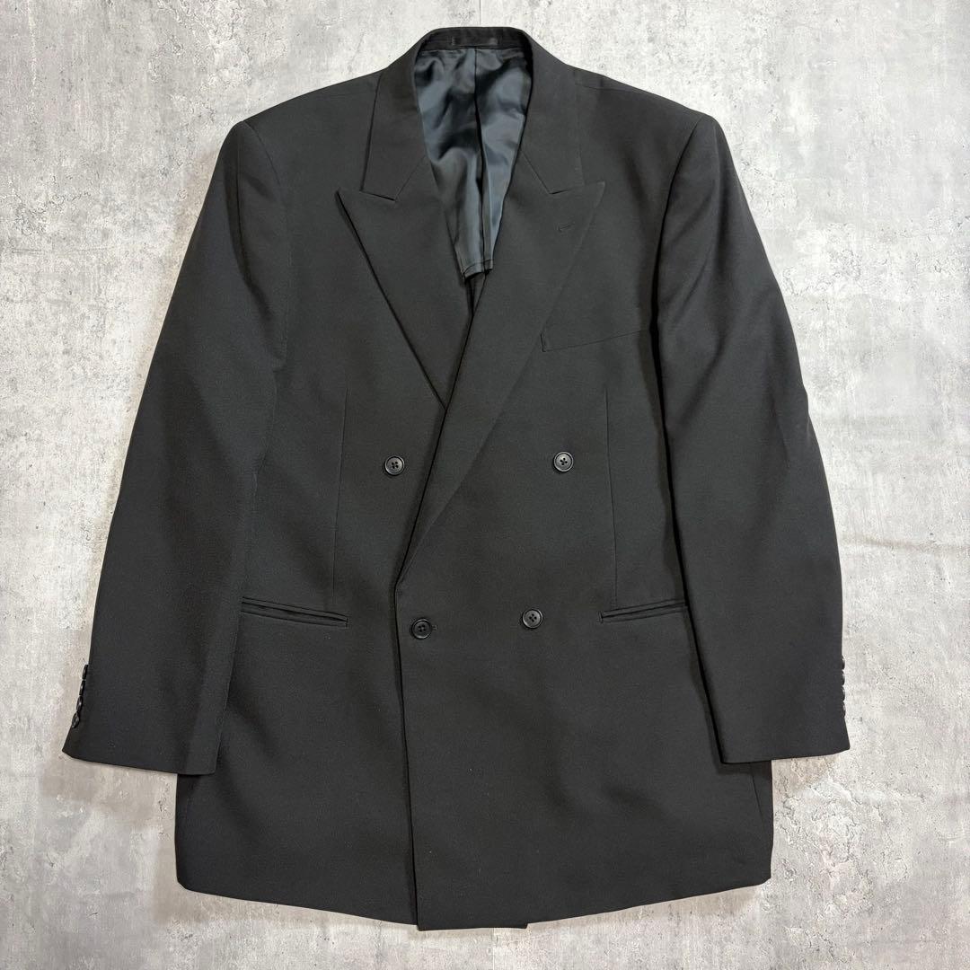 Good condition double breasted setup suit black adjuster tuck 180