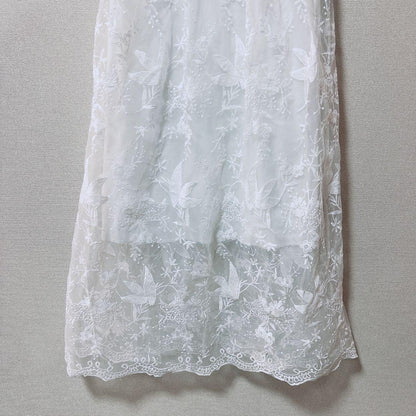 White lace wedding dress embroidery white [M]