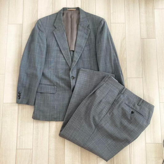 Vintage Retro Old Clothes Suit Setup Check Light Gray Gray