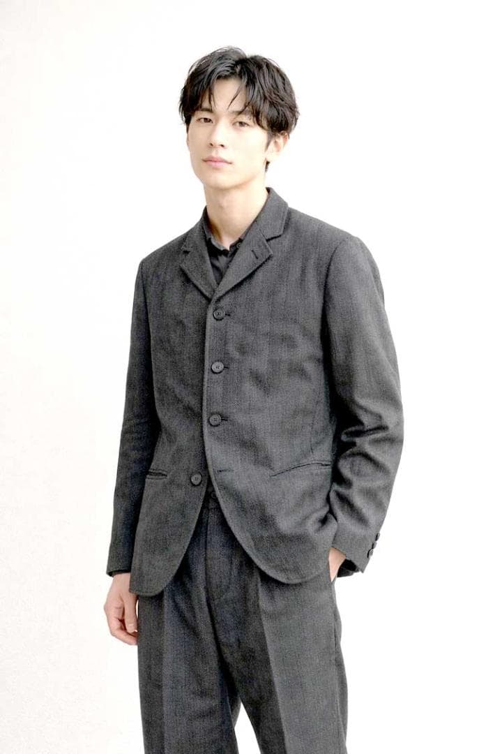 Armani suit top and bottom set size 46 N01042609-3