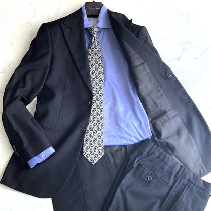 44 [Highest quality over 600,000 yen] Giorgio Armani black tag stretch stripe suit