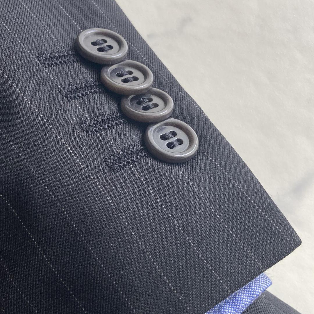 44 [Highest quality over 600,000 yen] Giorgio Armani black tag stretch stripe suit