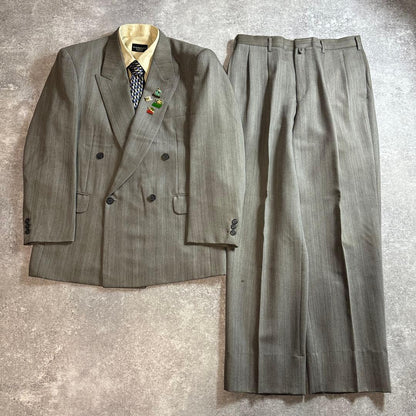 Setup double suit coming of age ceremony entrance ceremony pins vintage no.123