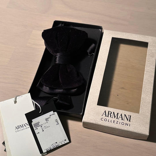 Unused item ☆ With tag and box ☆ Armani Collezioni ☆ Bow tie ☆ Velor ☆ Plain color