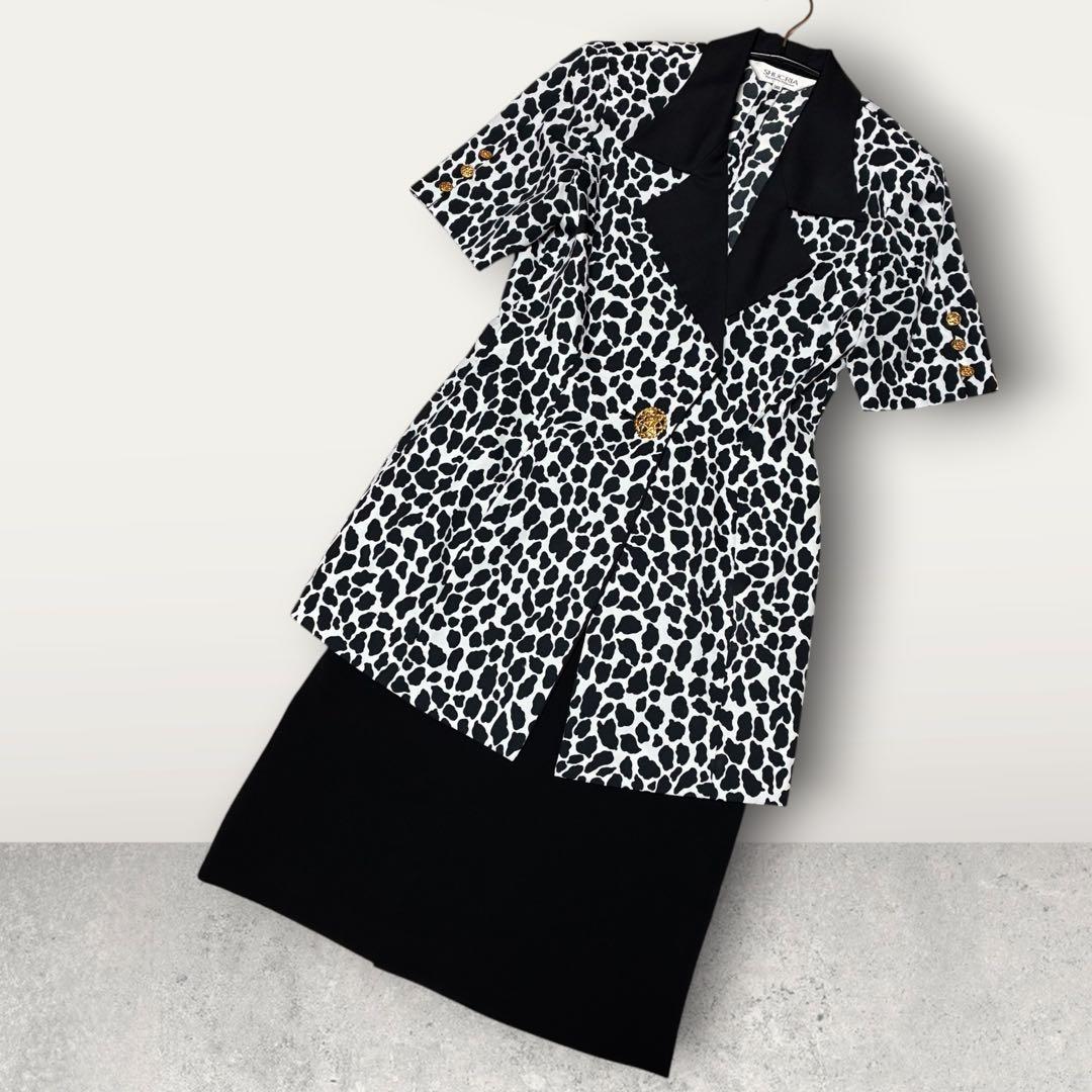 Showa Retro Setup Bubbly Suit Flashy Gold Button Leopard Print Black and White M