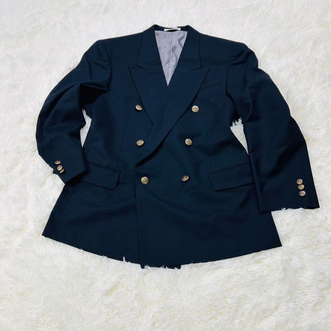 Good condition Giorgio Maurijio Gold button navy blue tailored jacket