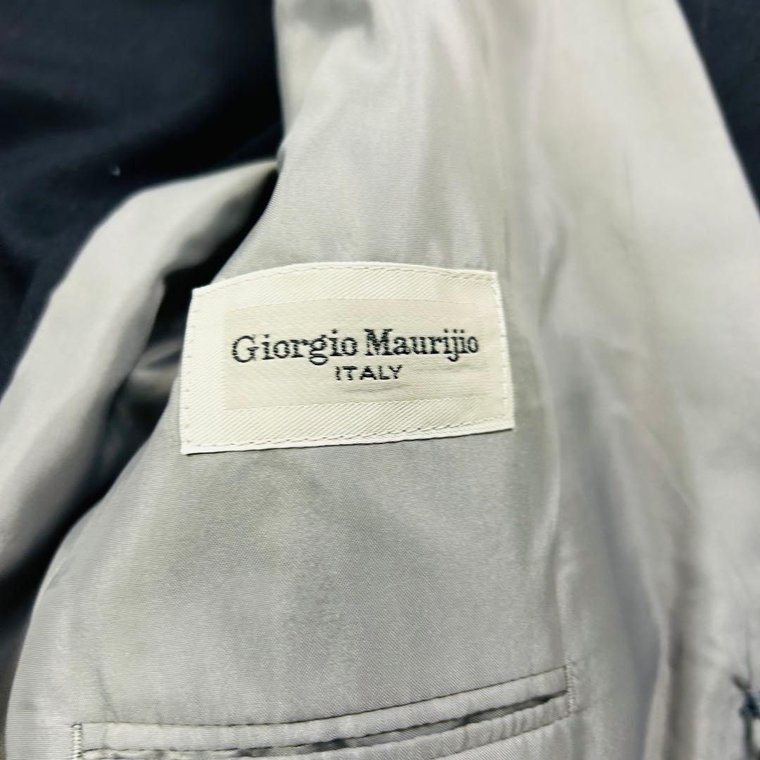 Good condition Giorgio Maurijio Gold button navy blue tailored jacket