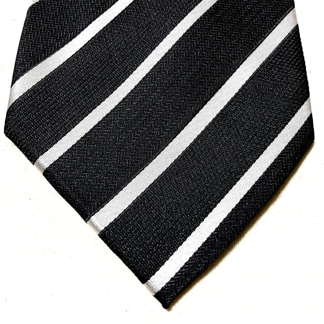 Beautiful item★Armani Thick Italian Made Striped Pattern Black Silk Necktie