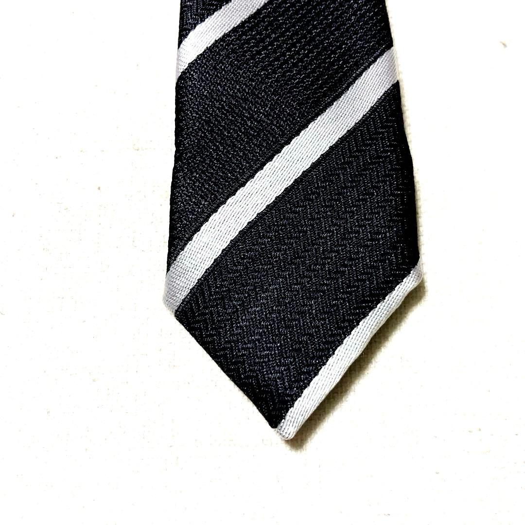 Beautiful item★Armani Thick Italian Made Striped Pattern Black Silk Necktie