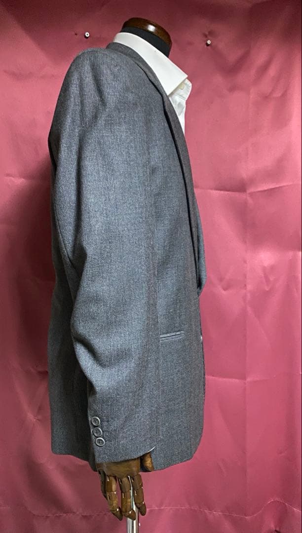 Made in Italy by GIO DE BARESI Made in Italy with Luigibot fabric Men's suit