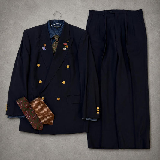 [Luxurious 4-piece set] Burberry's tie, navy blue, double set, gold buttons