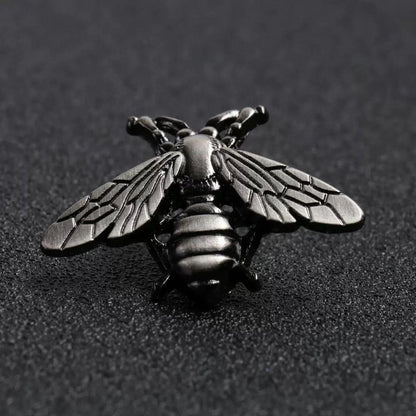 Antique Style Bee Lapel Pin Brooch Pin Badge Alloy Silver Bee