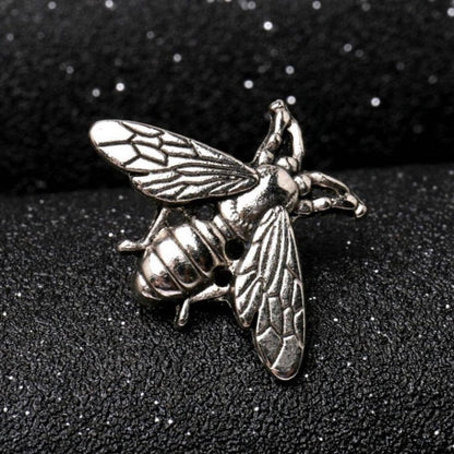 Antique Style Bee Lapel Pin Brooch Pin Badge Alloy Silver Bee