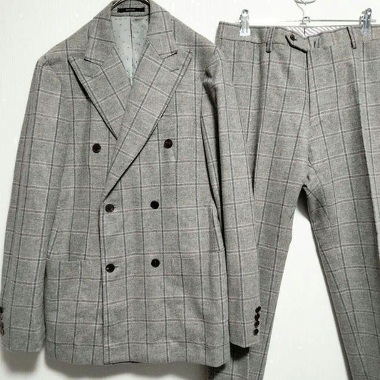 Double suit double breasted setup polka dot window pen check