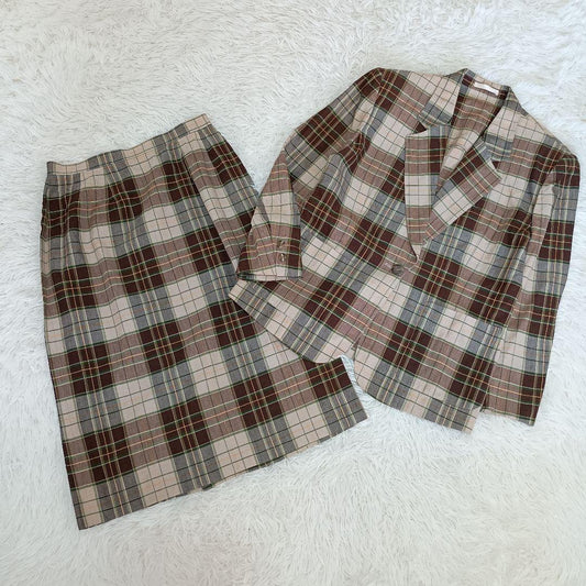 Good condition Burberry's old tag linen blend jacket 9AR skirt 11AR set