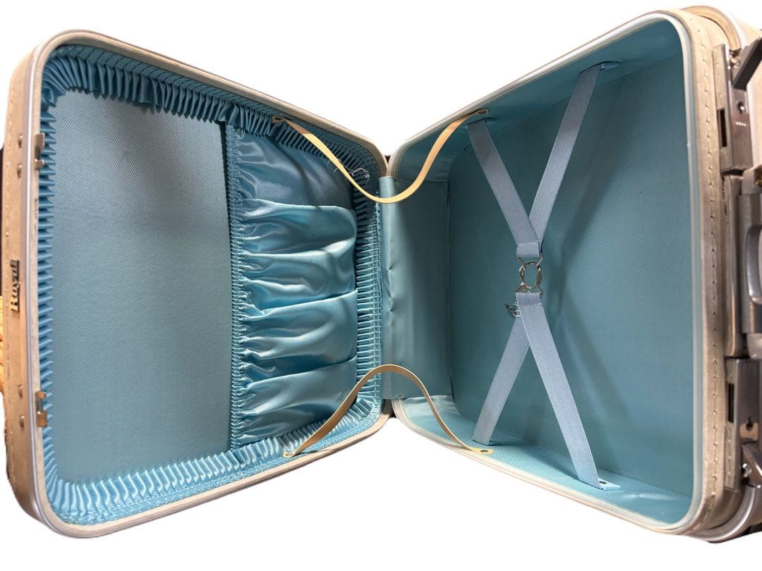 Rare and beautiful items | Samsonite Royal Vintage Suitcase