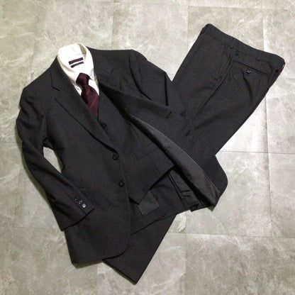 3 piece suit set up dark gray striped wool business luxury