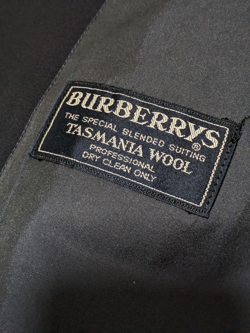 [With translation/luxury] Burberry's Setup Suit Tasmanian Wool
