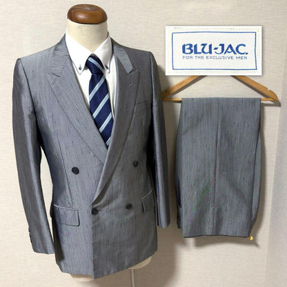 Good condition shiny silver double breasted setup top and bottom suit L vintage