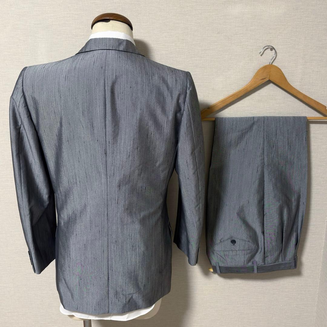 Good condition shiny silver double breasted setup top and bottom suit L vintage
