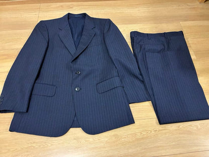 *6 sets of men's retro suits until August 9th