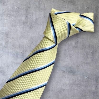 Very good condition★ Feng Shui good luck necktie Improves money luck, business negotiations, and work luck Yellow x stripe