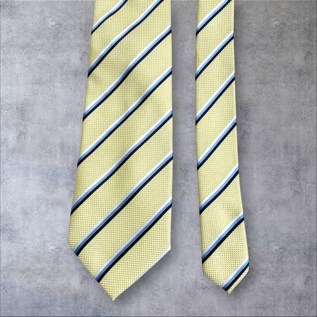 Very good condition★ Feng Shui good luck necktie Improves money luck, business negotiations, and work luck Yellow x stripe