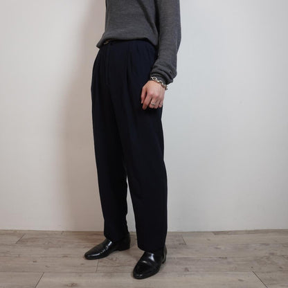 GIORGIO ARMANI Single 2 tuck slack pants navy blue/RW185