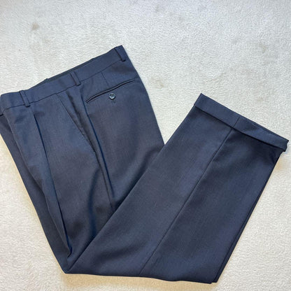 Very good condition Armani Collezoni navy unlined suit 44 S-M size