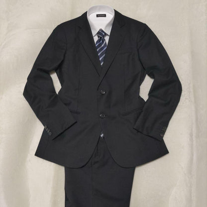 [Cleaned] Armani suit top and bottom set, black, M equivalent, suit cover included