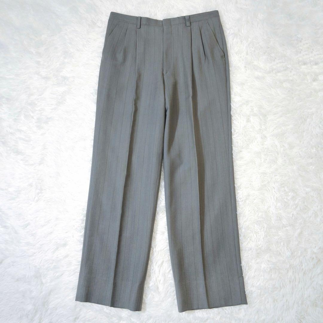 Givenchy Setup Suit Gray Tortoiseshell Button Unlined Top and Bottom Single