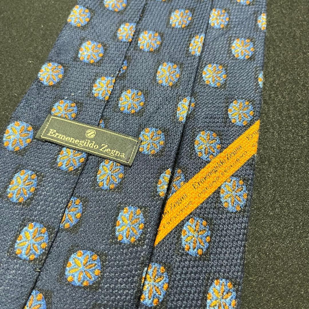 Beautiful. Very popular [ERMENEGILDO ZEGNA] Tie Zegna egz233