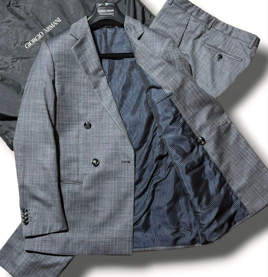 List price 600,000 2023 GIORGIO ARMANI SOHO double suit