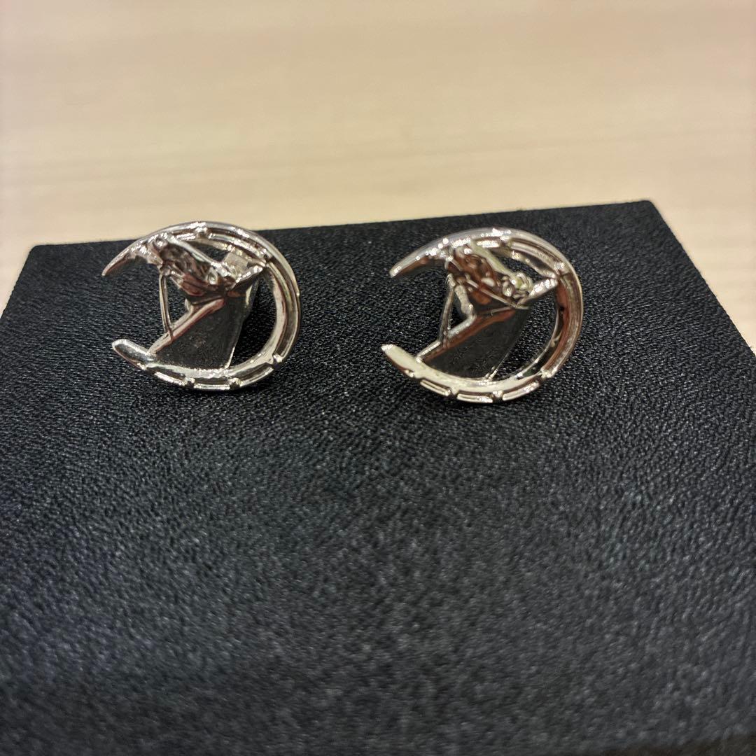 [Good product] Cufflinks Horse Horseshoe Horseshoe Silver No case