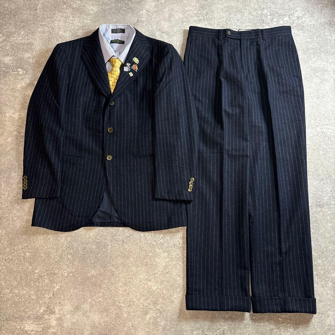 Setup double suit coming of age ceremony entrance ceremony pins vintage no.118